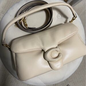Coach Puffy Tabby 26 Cream Leather